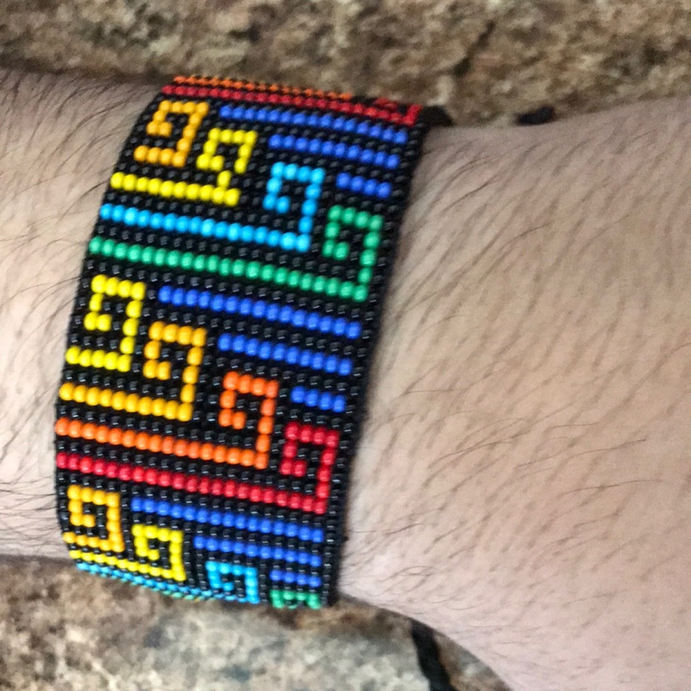 MULTI COLOR Unisex Beautiful handmade bracelet from Colombia